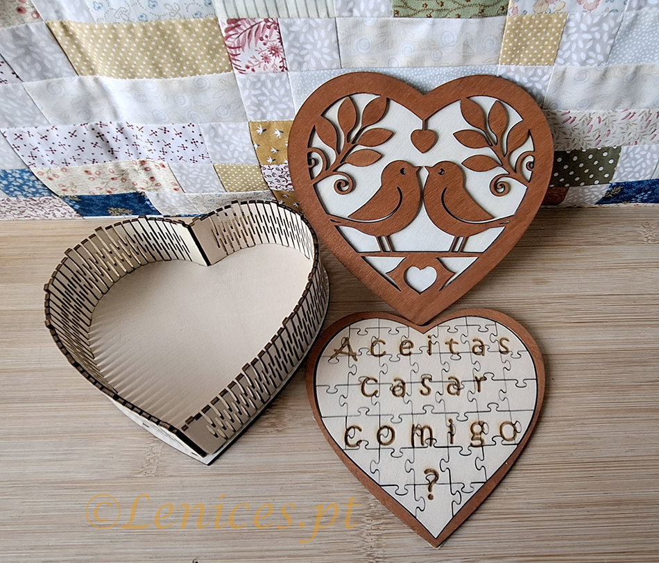 Caixa Coração em Madeira