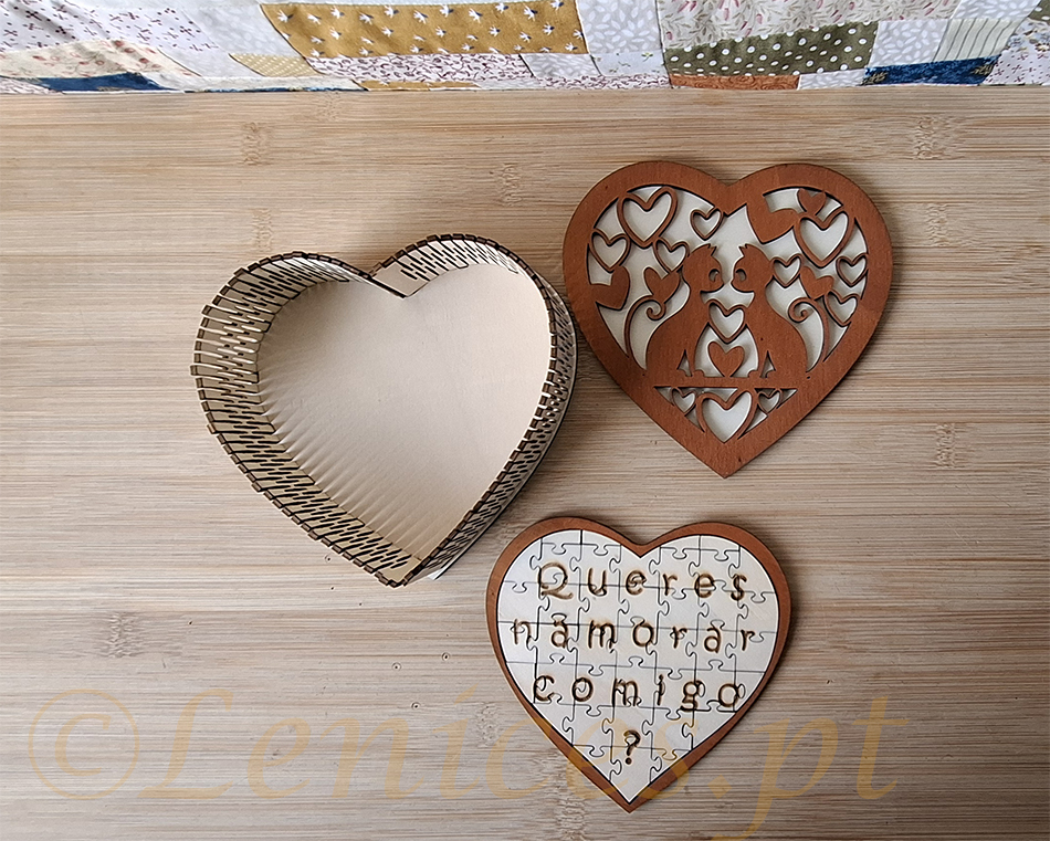 Caixa Coração em Madeira