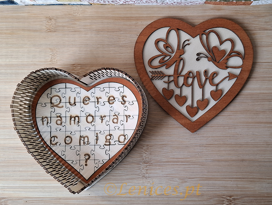 Caixa Coração em Madeira