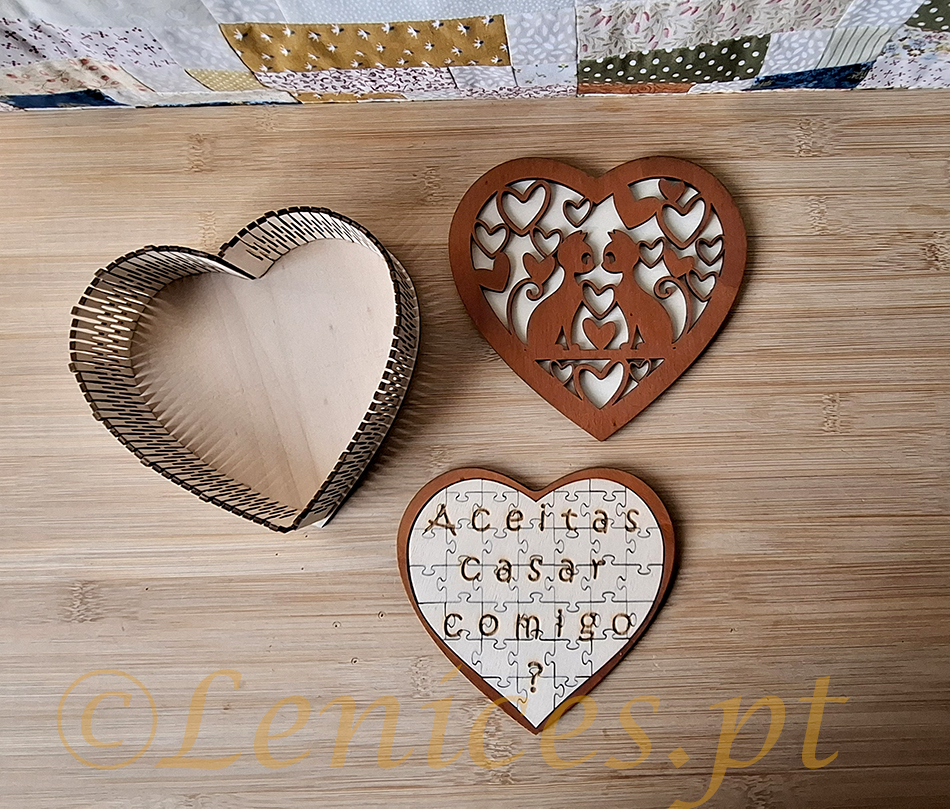 Caixa Coração em Madeira