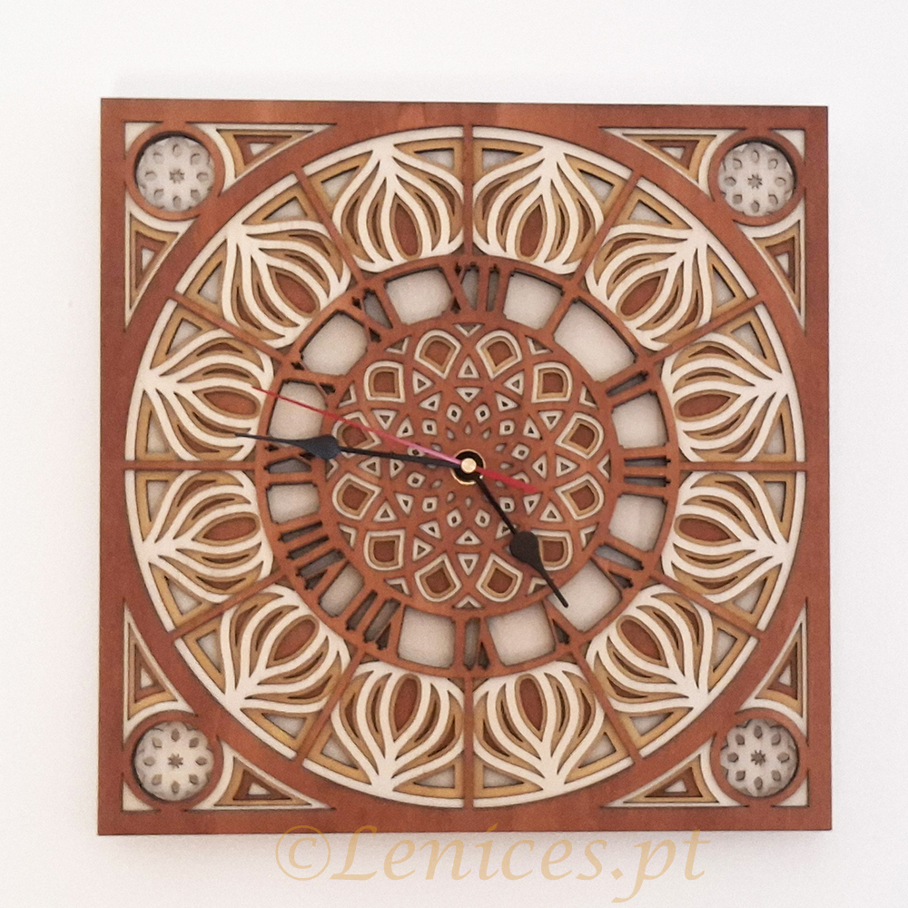 Relógio Mandala em Madeira, corte a laser madeira